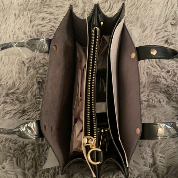 Melie Bianco purse - Picture 5 of 5